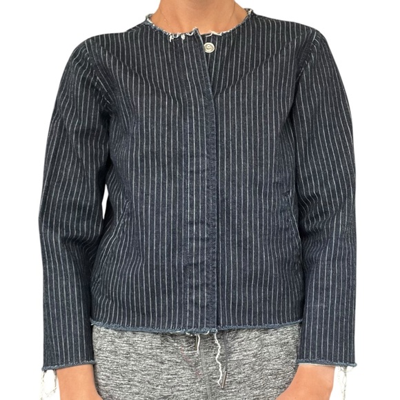 GAP Womens XS Dark Wash Denim Ticking Stripe Collarless Raw Hem Crop Jean Jacket - Picture 15 of 16